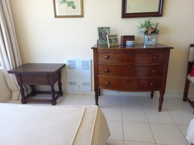 Alquiler de apartamento de tres dormitorios y dependencia en Punta del Este - BZA165323A