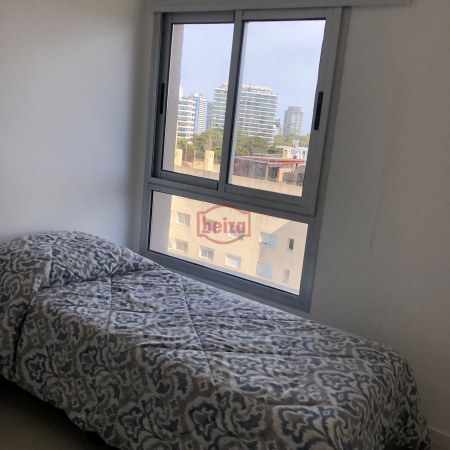 Apartamento ID.165377/puerto-alquiler-3-dormitorios-y-dependencia-de-servicio - Alquiler de apartamento de dos dormitorios en Punta del Este