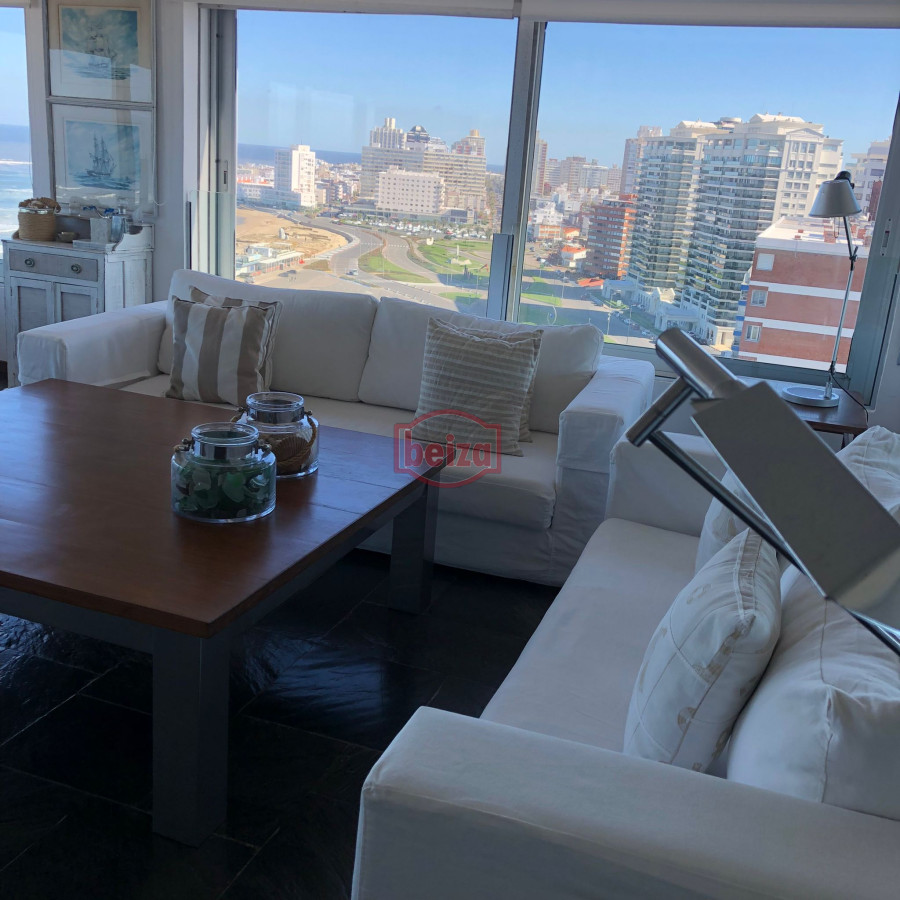 Apartamento ID.165290/ALQUILO-Apartamento-frente-PLAYA-BRAVA - Alquiler por temporada de apartamento de 3 dormitorios en Punta del Este