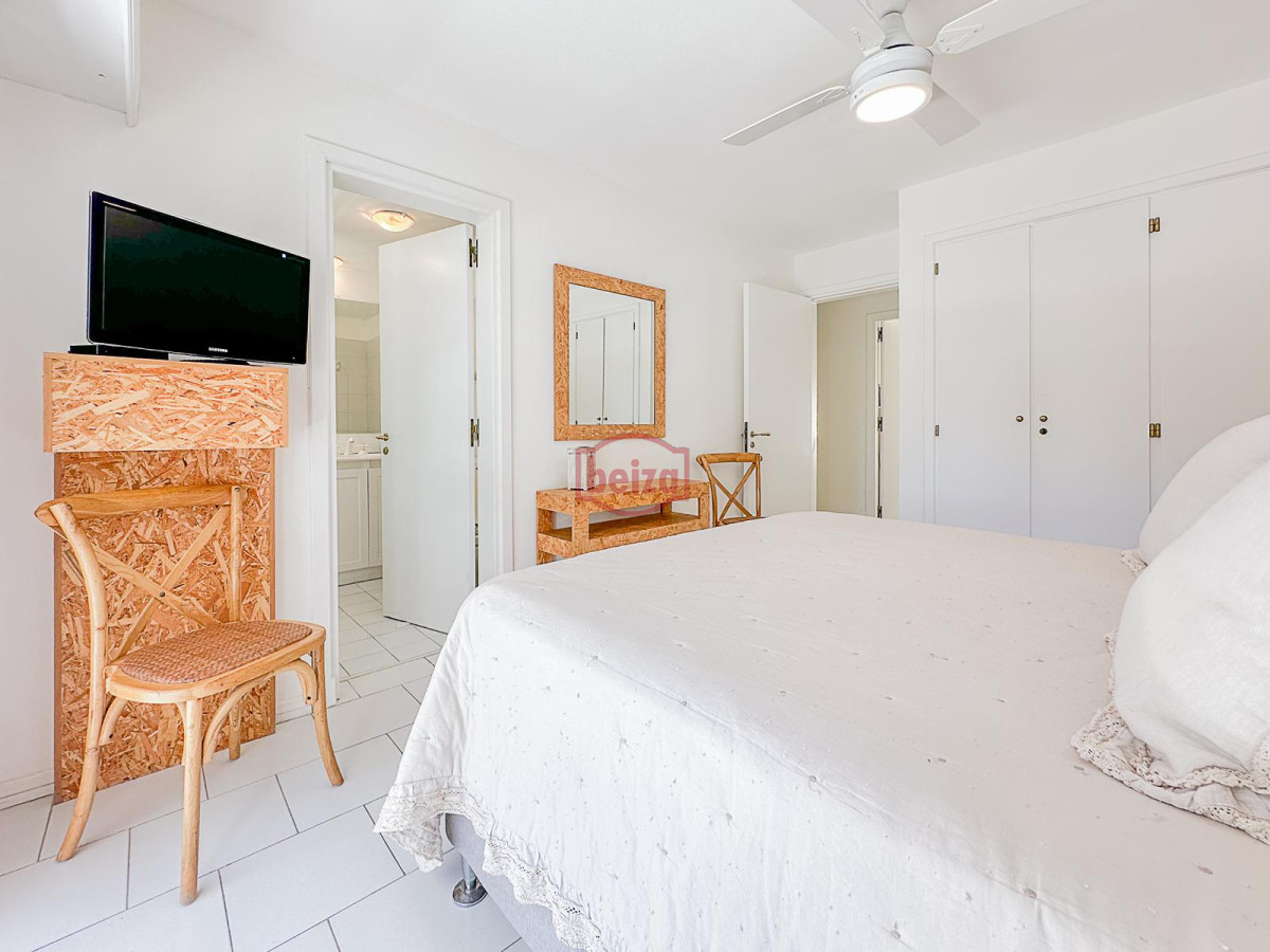Apartamento ID.166837/GALA-TOWER-EN-VENTA-,-PUNTA-DEL-ESTE- - Apartamento en venta en primera linea de La Brava - Complejo Pinares de La Barra