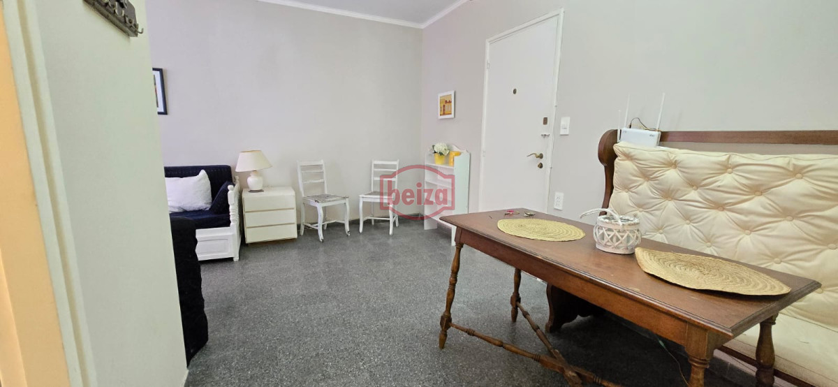Apartamento ID.166805/El-Monoambiente-que-buscas-a-pasos-del-mar-y-con-financiación- - Venta de apartamento de un dormitorio en Punta del Este, reciclado