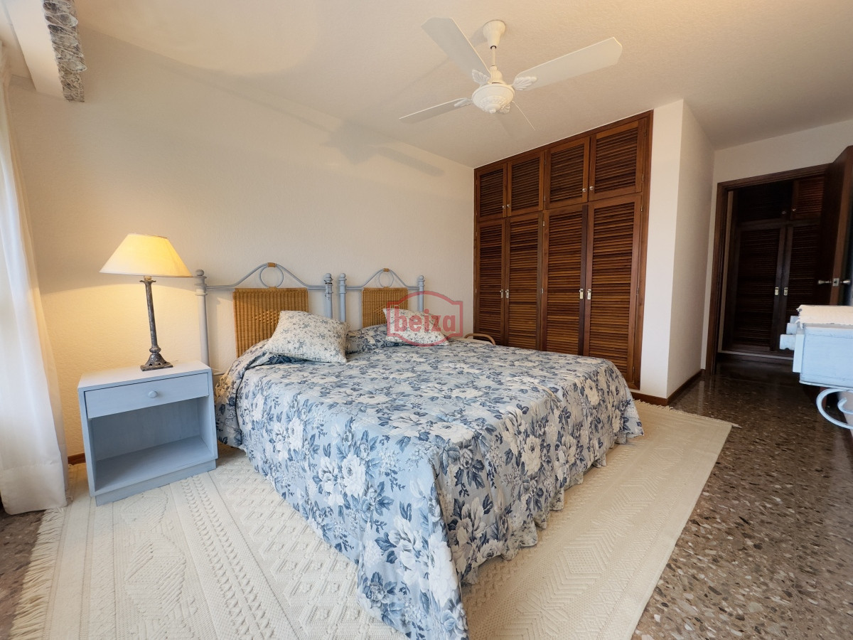 Apartamento ID.165942/Frente-al-mar--Vista-panorámica-y-ubicación-inmejorable - Apto en Alquiler temporada 2024, punta del este.