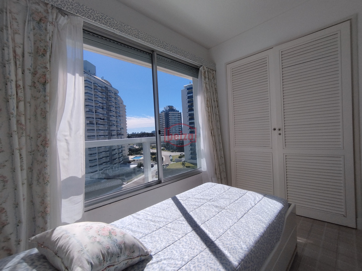 Apartamento ID.167045/Gran-departamento-de-1-dormitorio-en-venta -  Alquiler y venta de apartamento de dos dormitorios en Punta del Este