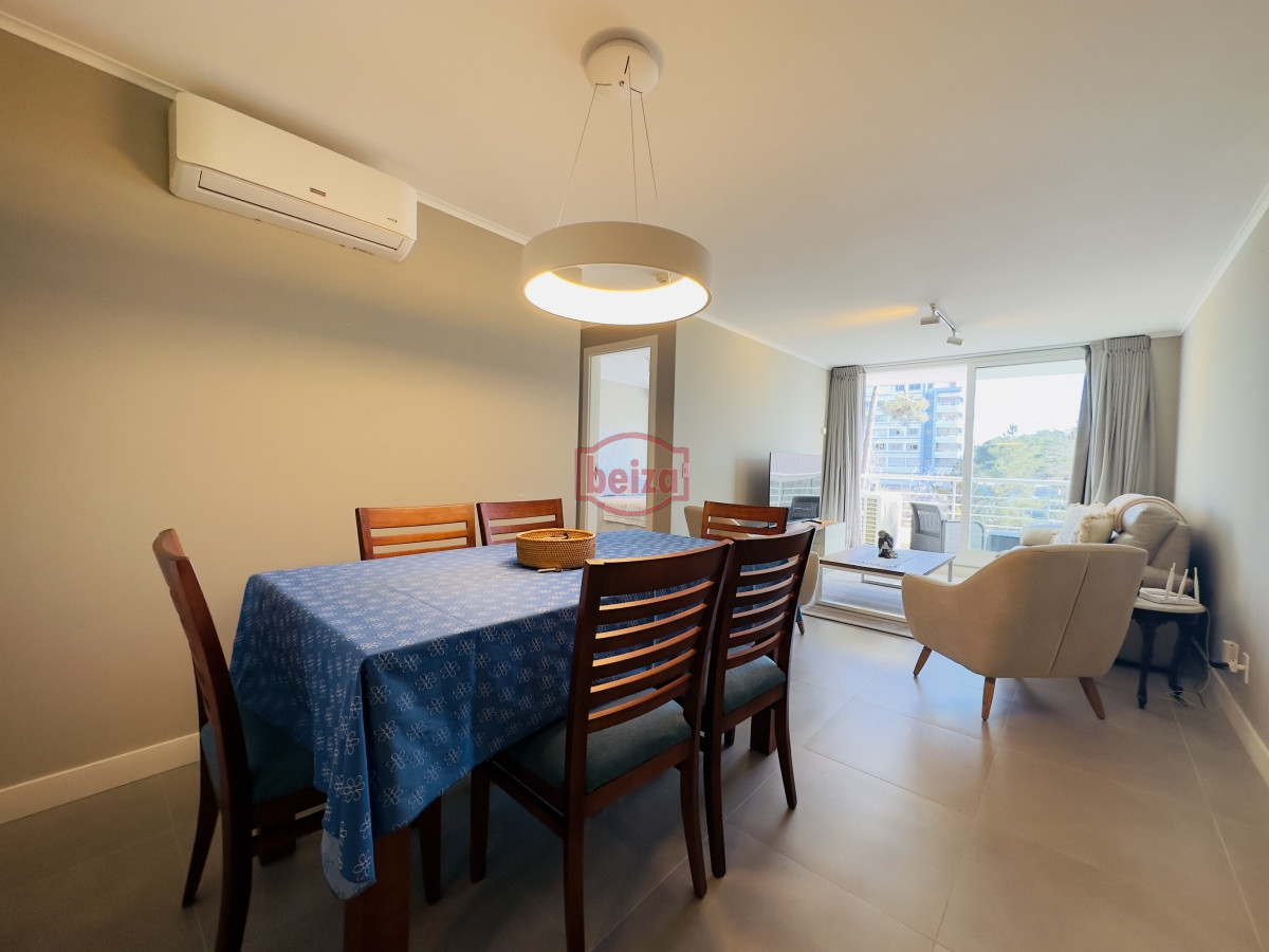 Apartamento ID.165886/  - Alquiler y venta de apartamento de 1 dormitorio en Punta del Este