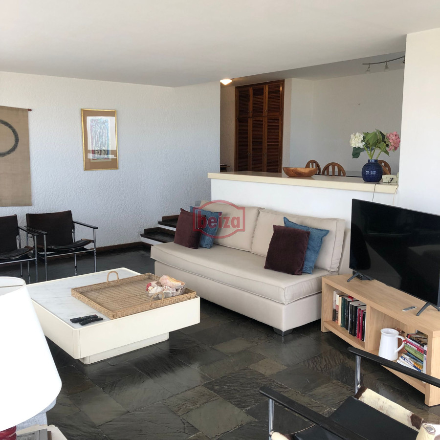 Apartamento ID.166427/ALQUILER-DE-APARTAMENTO-SOBRE-PLAYA-MANSA - APARTAMENTO en alquiler DE 3 DORMITORIOS EN PUNTA DEL ESTE