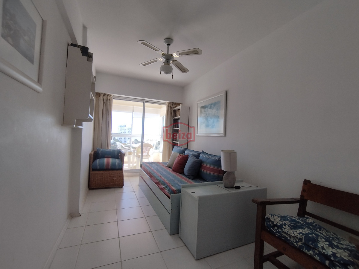 Apartamento ID.166098/venta-apartamento-en-Av.-Roosevelt.-3-dormitorios. - Apartamento de dos dormitorios en venta en Punta del Este