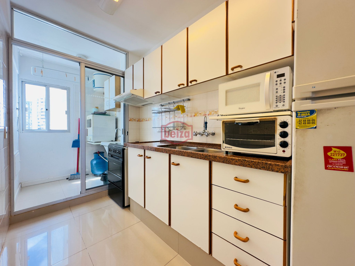 Apartamento ID.166190/Nuevo-Proyecto- - Apartamento en VENTA, 3 dormitorios, 2 baños, reciclado.