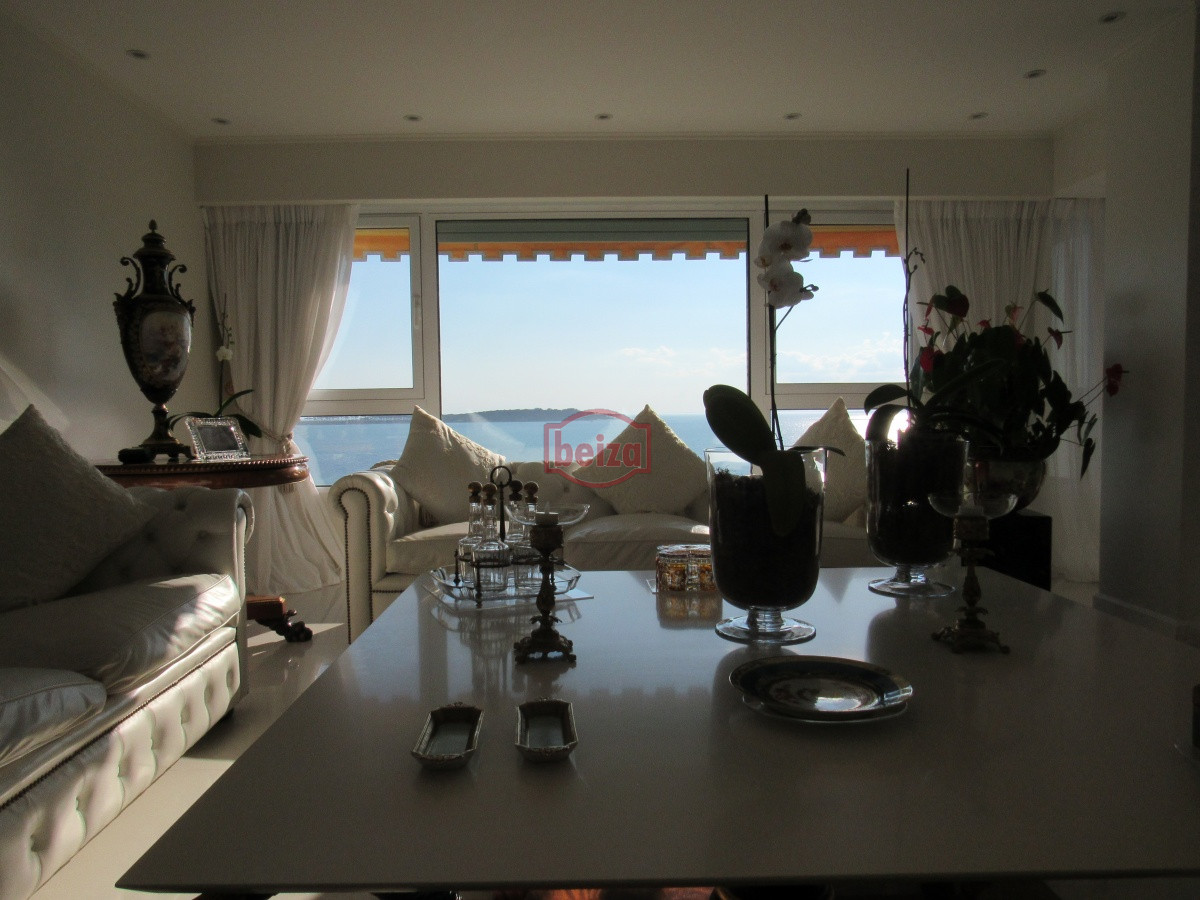 Apartamento ID.165934 - Venta  Y alquiler de apartamento de 3 dormitorios en Punta del Este