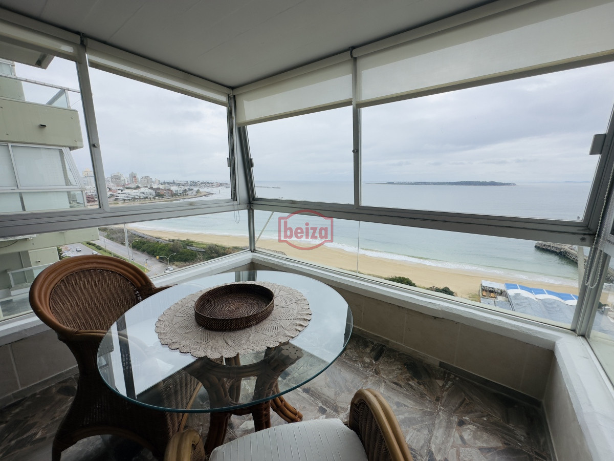 Apartamento ID.165942/Frente-al-mar--Vista-panorámica-y-ubicación-inmejorable - Apto en Alquiler temporada 2024, punta del este.