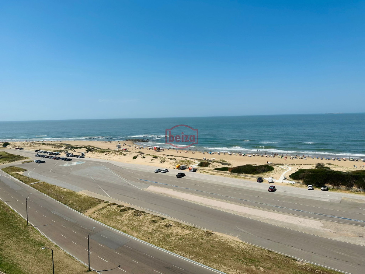 Apartamento ID.166427/ALQUILER-DE-APARTAMENTO-SOBRE-PLAYA-MANSA - APARTAMENTO en alquiler DE 3 DORMITORIOS EN PUNTA DEL ESTE