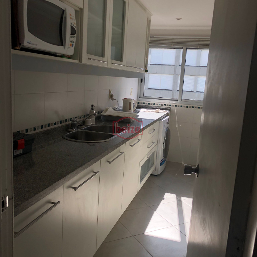 Apartamento ID.165290/ALQUILO-Apartamento-frente-PLAYA-BRAVA - Alquiler por temporada de apartamento de 3 dormitorios en Punta del Este