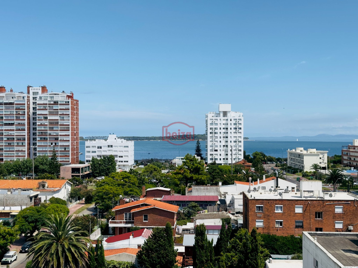 Apartamento ID.166190/Nuevo-Proyecto- - Apartamento en VENTA, 3 dormitorios, 2 baños, reciclado.