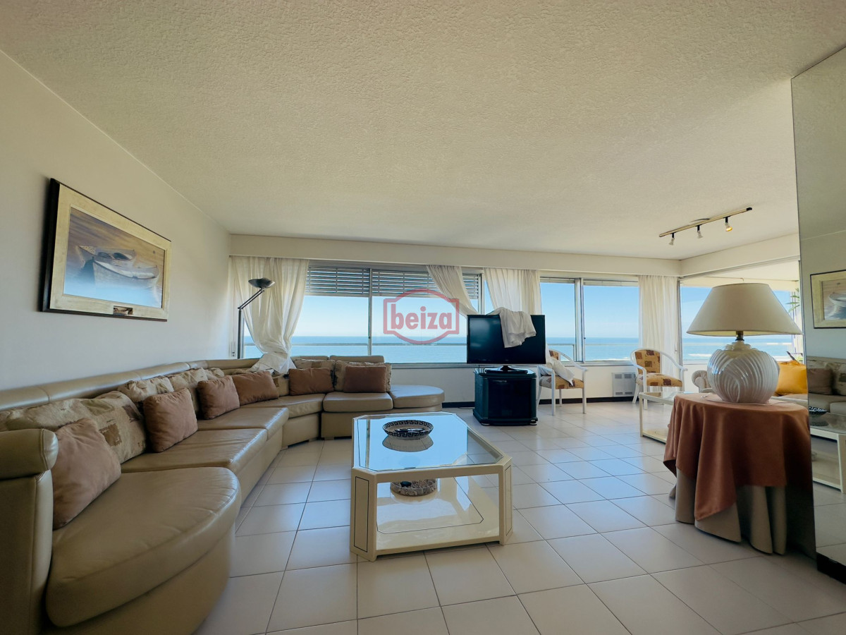 Apartamento ID.165324 - Alquiler de Temporada en Punta del este.