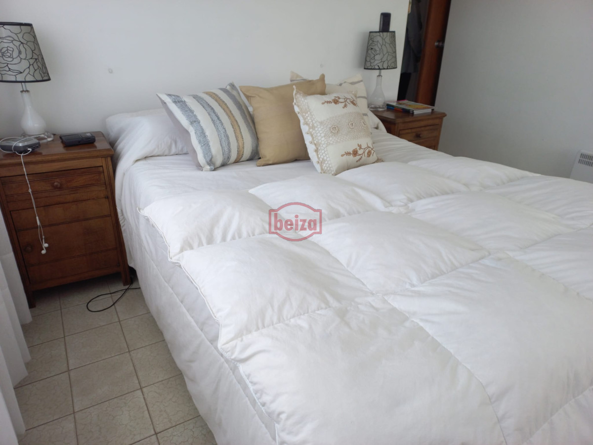 Apartamento ID.165419/Brava-,A-una-cuadra-de-la-Brava-3-dormit - Venta de apartamento de dos dormitorios en Punta del Este