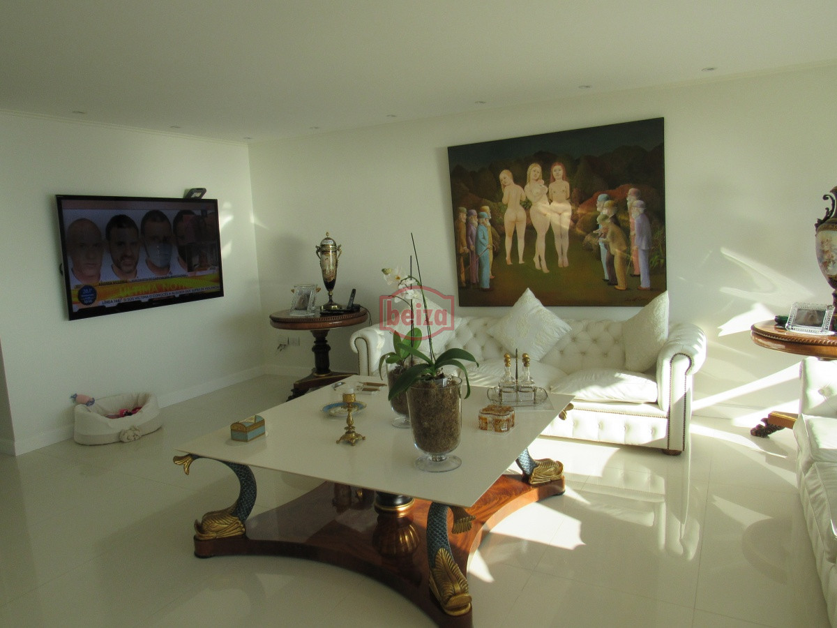 Apartamento ID.165934 - Venta  Y alquiler de apartamento de 3 dormitorios en Punta del Este