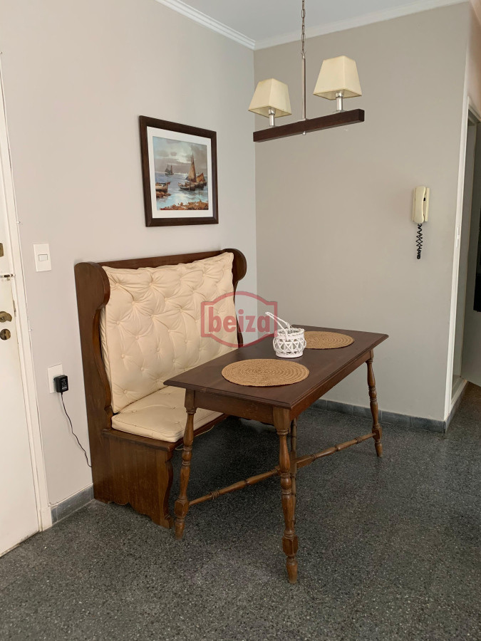 Apartamento ID.166805/El-Monoambiente-que-buscas-a-pasos-del-mar-y-con-financiación- - Venta de apartamento de un dormitorio en Punta del Este, reciclado