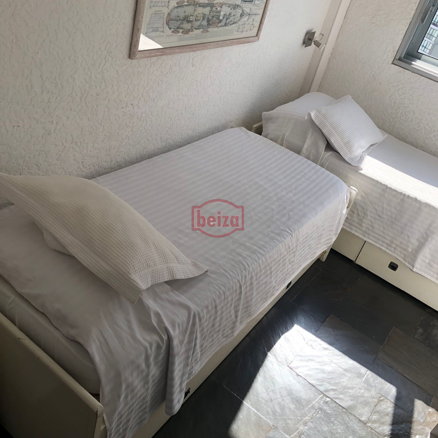 Apartamento ID.165290/ALQUILO-Apartamento-frente-PLAYA-BRAVA - Alquiler por temporada de apartamento de 3 dormitorios en Punta del Este