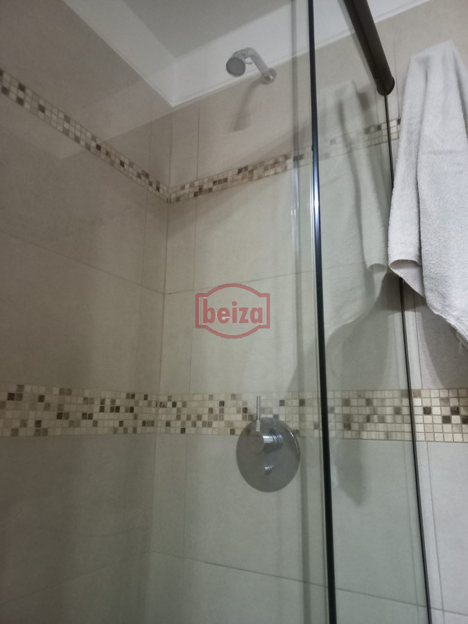 Apartamento ID.165419/Brava-,A-una-cuadra-de-la-Brava-3-dormit - Venta de apartamento de dos dormitorios en Punta del Este