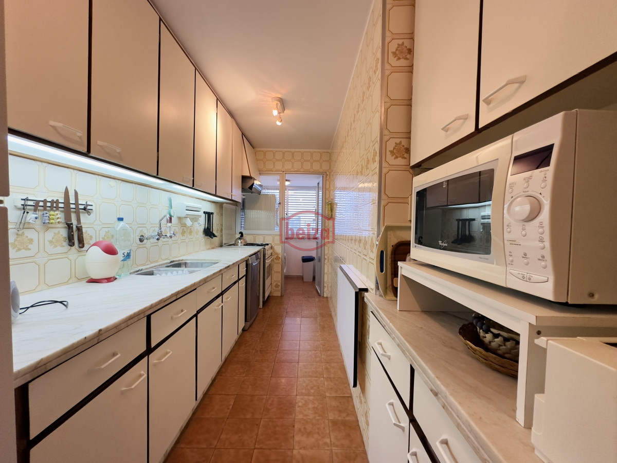 Apartamento ID.165942/Frente-al-mar--Vista-panorámica-y-ubicación-inmejorable - Apto en Alquiler temporada 2024, punta del este.