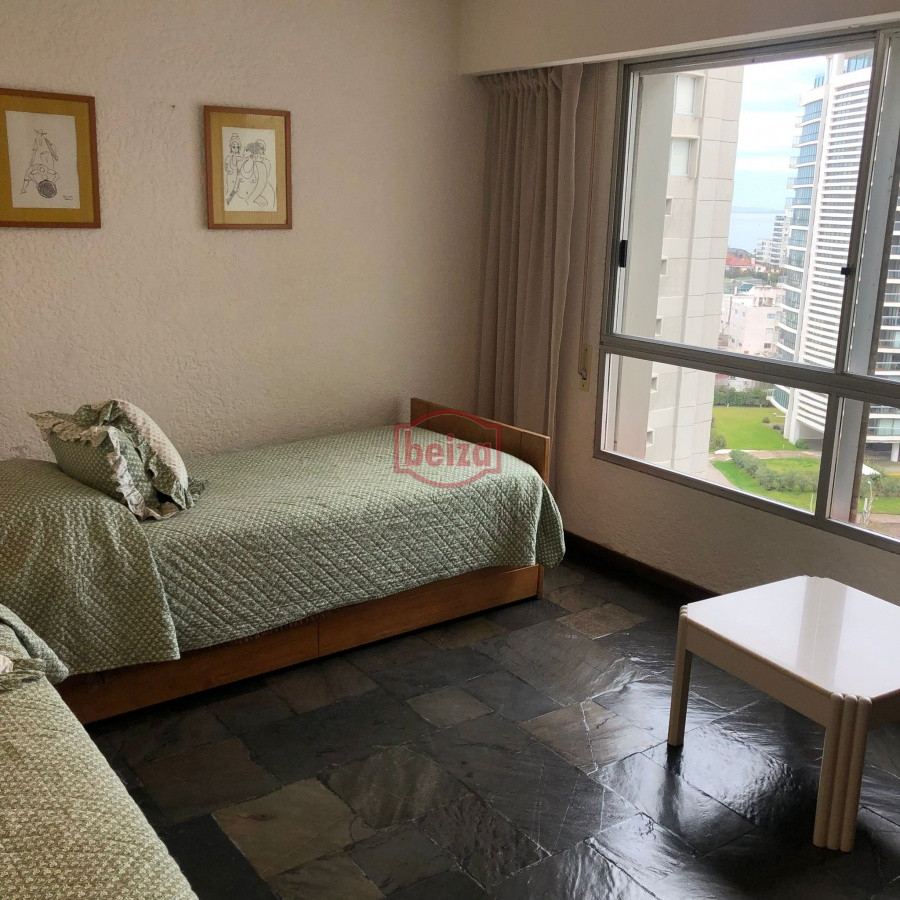 Apartamento ID.166427/ALQUILER-DE-APARTAMENTO-SOBRE-PLAYA-MANSA - APARTAMENTO en alquiler DE 3 DORMITORIOS EN PUNTA DEL ESTE