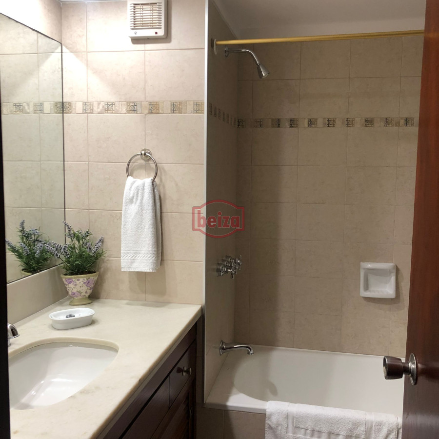 Apartamento ID.166427/ALQUILER-DE-APARTAMENTO-SOBRE-PLAYA-MANSA - APARTAMENTO en alquiler DE 3 DORMITORIOS EN PUNTA DEL ESTE