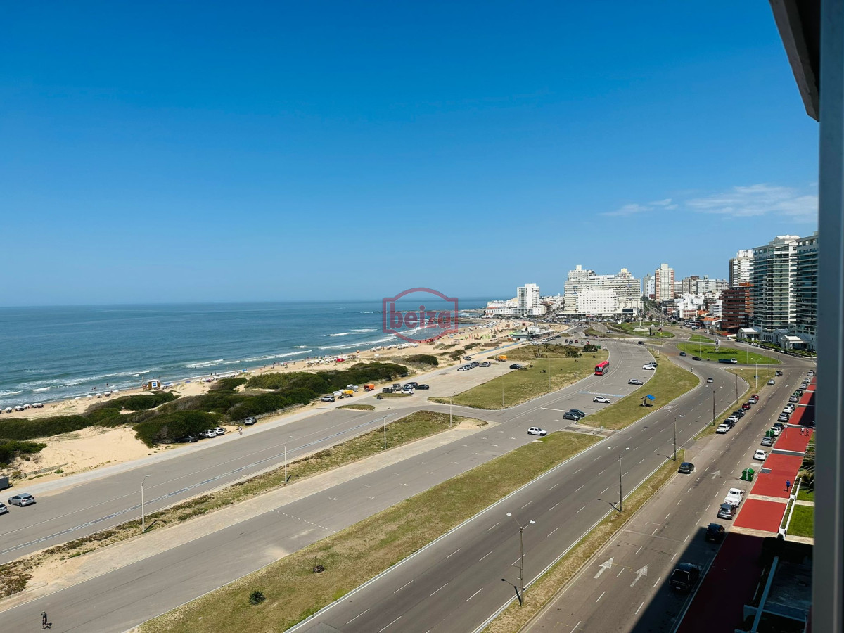 Apartamento ID.166427/ALQUILER-DE-APARTAMENTO-SOBRE-PLAYA-MANSA - APARTAMENTO en alquiler DE 3 DORMITORIOS EN PUNTA DEL ESTE