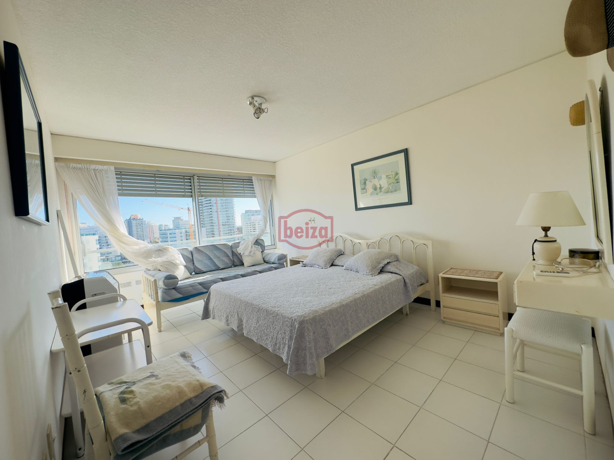 Apartamento ID.165324 - Alquiler de Temporada en Punta del este.