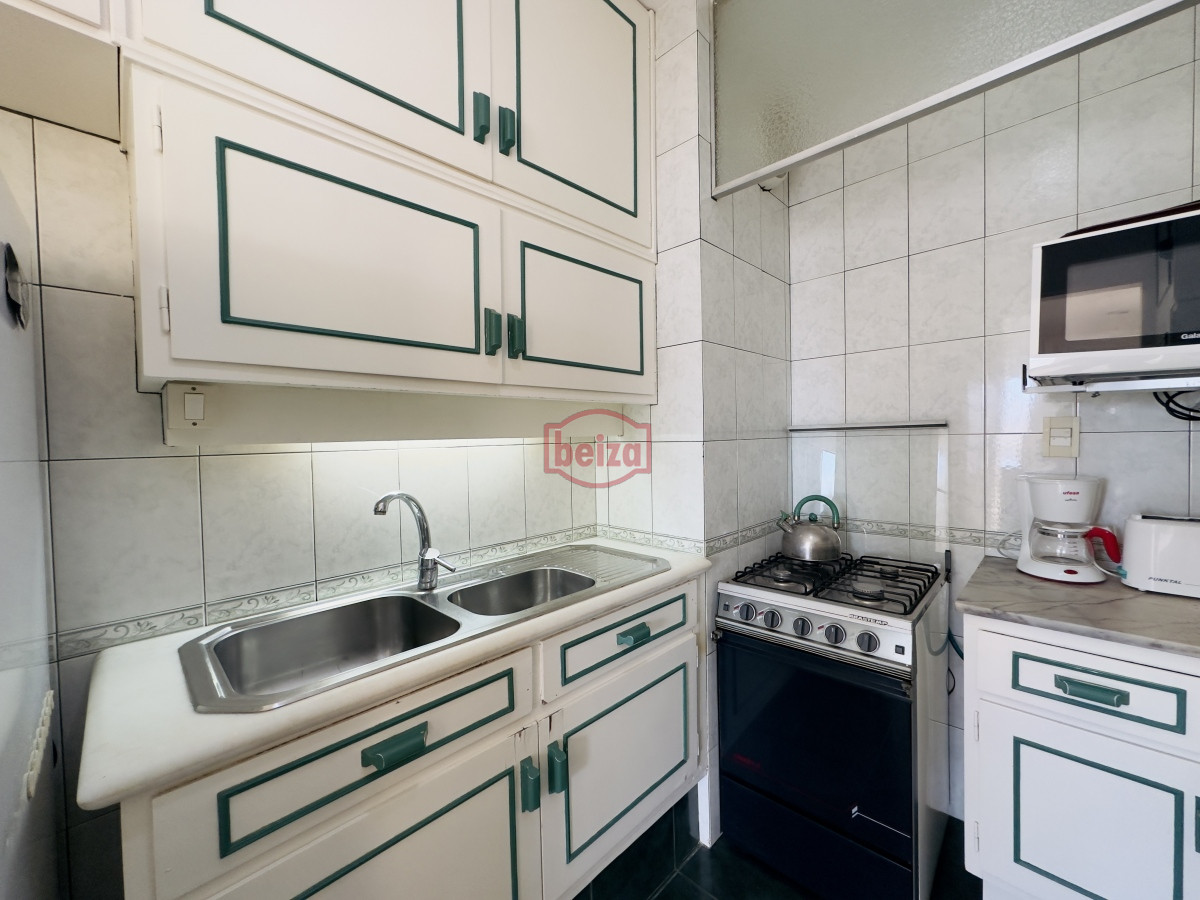Apartamento ID.166013/Apartamento-a-metros-del-mar-y-cerca-de-todo - Apartamento en venta, dos dormitorios, 2 baños, peninsula.