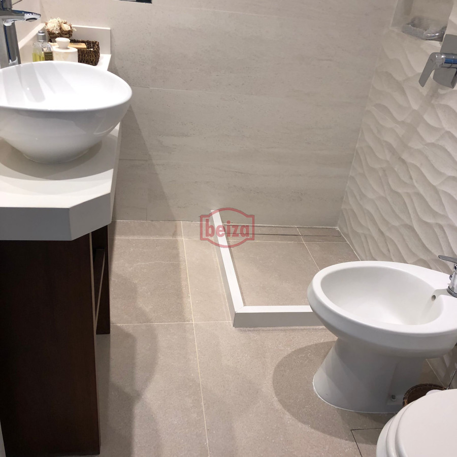 Apartamento ID.165290/ALQUILO-Apartamento-frente-PLAYA-BRAVA - Alquiler por temporada de apartamento de 3 dormitorios en Punta del Este