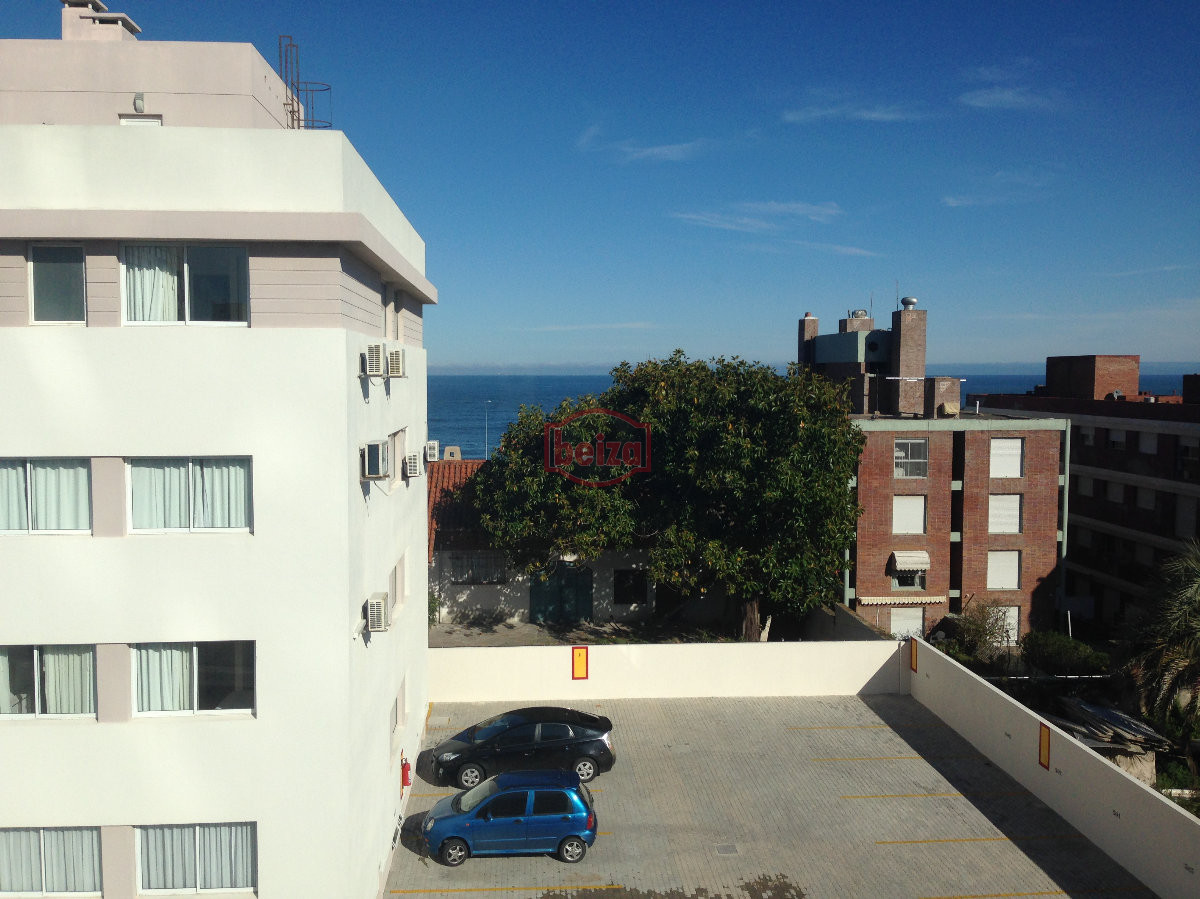 Apartamento ID.164573/Excelente-Oportunidad-con-Vista-al-Puerto-en-la-Península - VENTA apartamento en la Peninsula Punta del Este