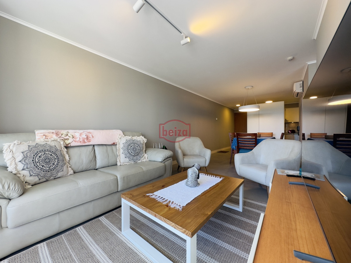 Apartamento ID.165886/  - Alquiler y venta de apartamento de 1 dormitorio en Punta del Este