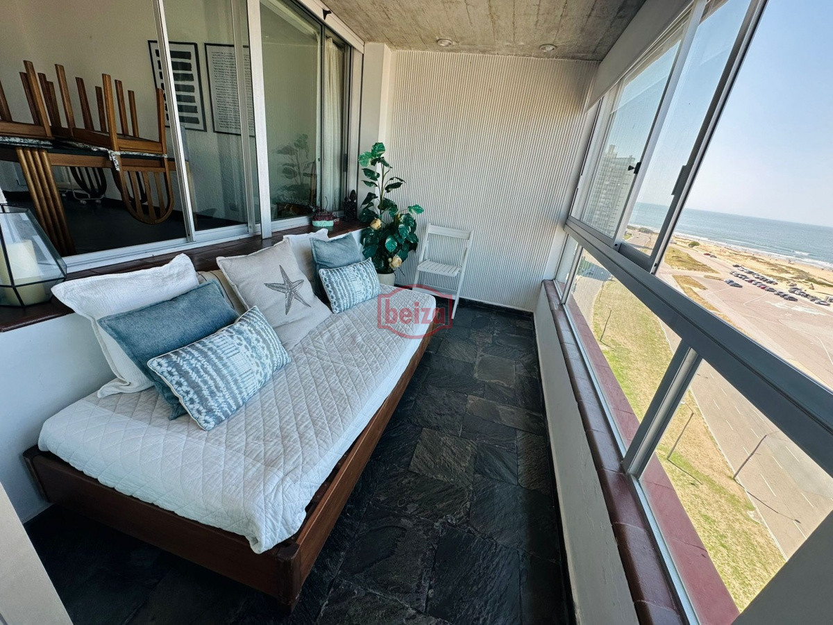 Apartamento ID.166427/ALQUILER-DE-APARTAMENTO-SOBRE-PLAYA-MANSA - APARTAMENTO en alquiler DE 3 DORMITORIOS EN PUNTA DEL ESTE