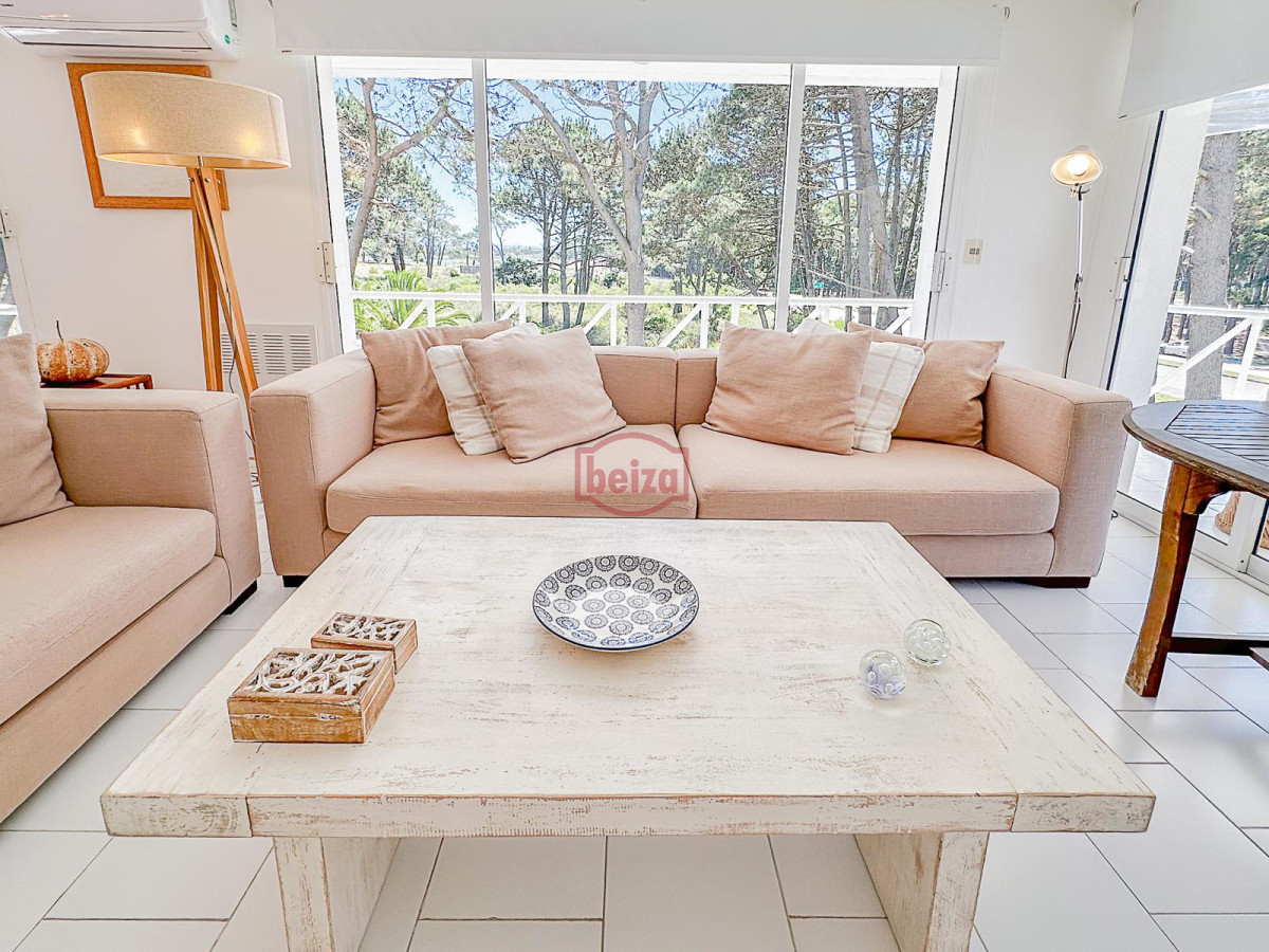 Apartamento ID.166837/GALA-TOWER-EN-VENTA-,-PUNTA-DEL-ESTE- - Apartamento en venta en primera linea de La Brava - Complejo Pinares de La Barra