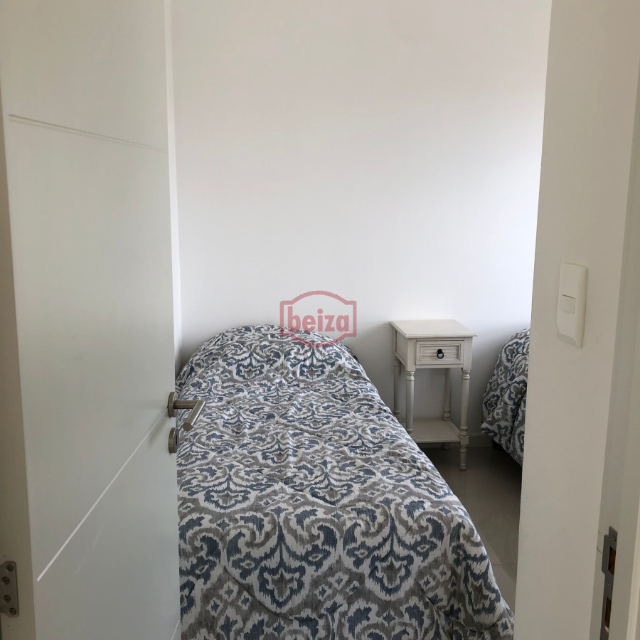 Apartamento ID.165377/puerto-alquiler-3-dormitorios-y-dependencia-de-servicio - Alquiler de apartamento de dos dormitorios en Punta del Este