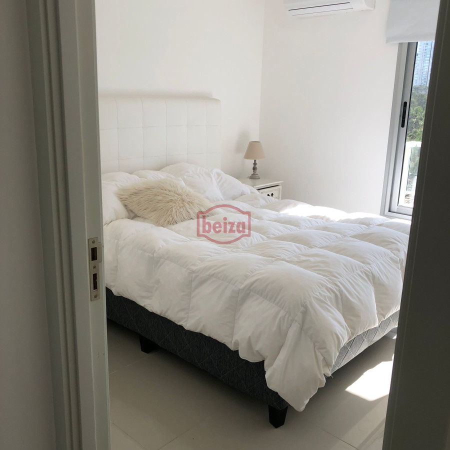 Apartamento ID.165377/puerto-alquiler-3-dormitorios-y-dependencia-de-servicio - Alquiler de apartamento de dos dormitorios en Punta del Este