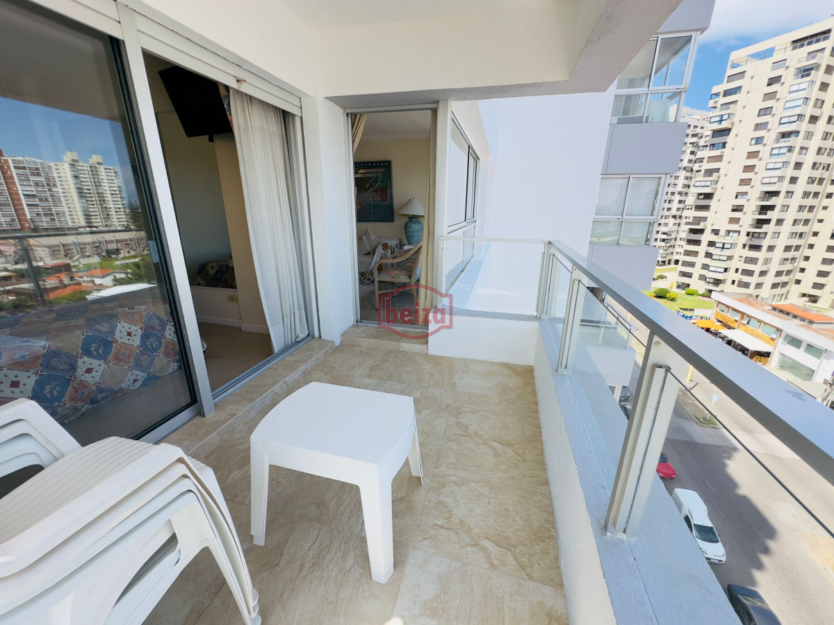 Apartamento ID.166190/Nuevo-Proyecto- - Apartamento en VENTA, 3 dormitorios, 2 baños, reciclado.