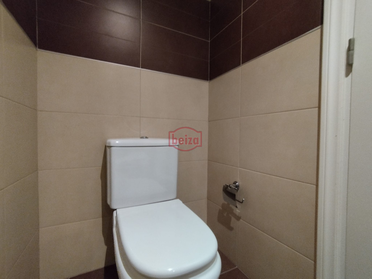 Apartamento ID.166998/Excelente-ubicacion-,-a-2-cuadras-mar -  Apartamento en venta en playa brava de Punta del Este