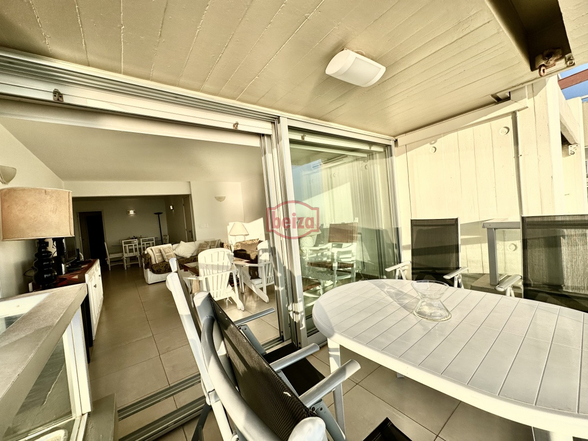 Apartamento ID.165941 - Apartamento en venta y alquiler primera línea de la playa mansa, Punta del Este.