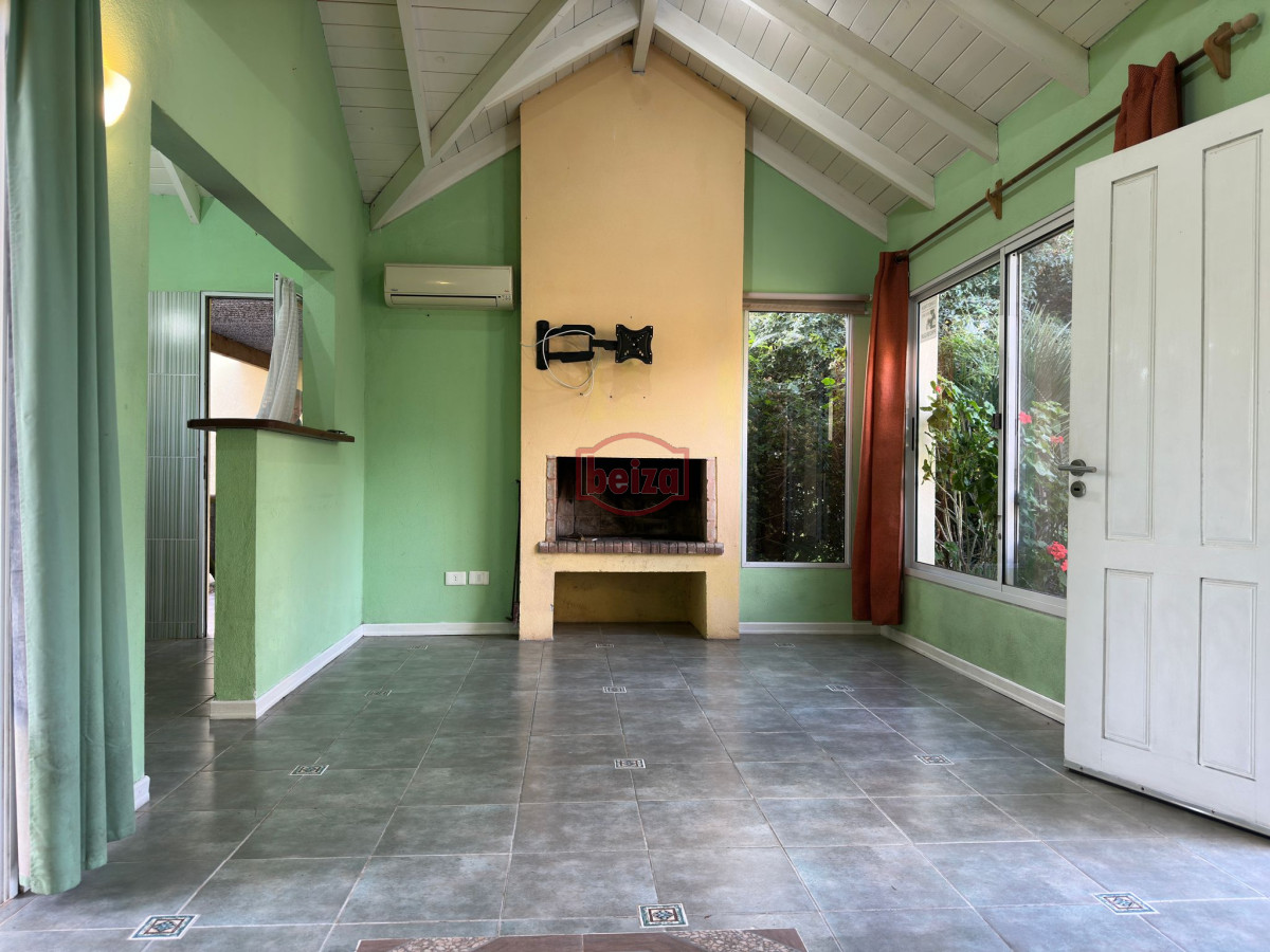 Casa ID.166599/Corazon-de-San-Rafael,-excelente-ubicacion - Alquiler y venta de casa de 2 dormitorios en Punta del Este