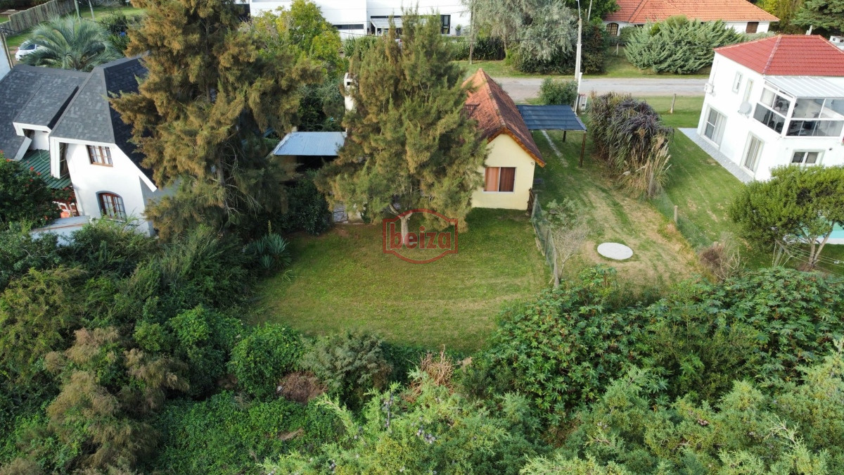 Casa ID.166599/Corazon-de-San-Rafael,-excelente-ubicacion - Alquiler y venta de casa de 2 dormitorios en Punta del Este