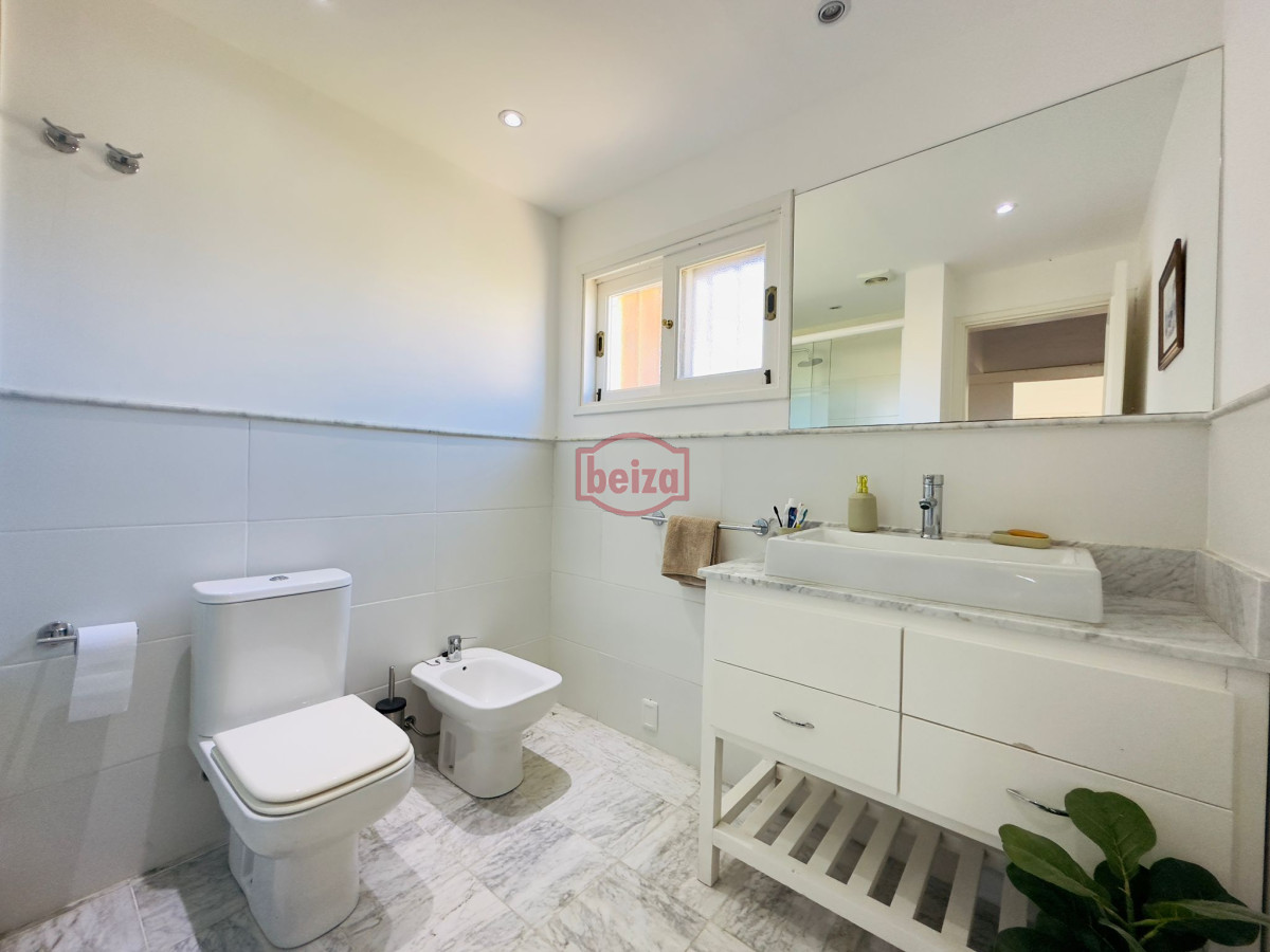 Casa ID.165968 - alquiler de casa con Piscina y vista al mar