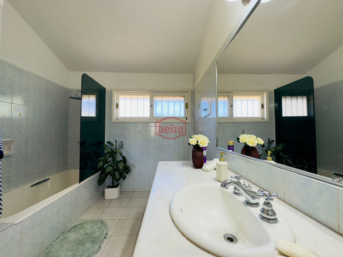 Casa ID.165968 - alquiler de casa con Piscina y vista al mar