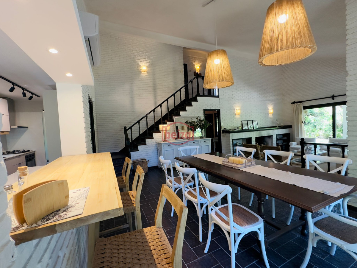 Casa ID.165875 - Alquiler de casa de 4 dormitorios y dep en Punta del Este