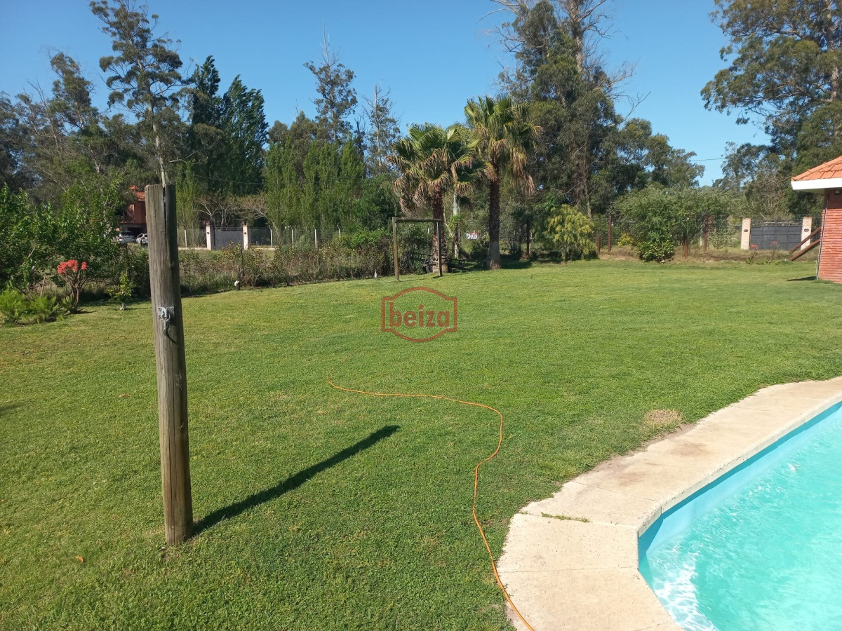 Casa ID.165979/Venta-de-Casa-4-dormitorios-en-Portezuelo,-Punta-del-Este. - Casa de 4 dormitorios en venta en Punta del Este