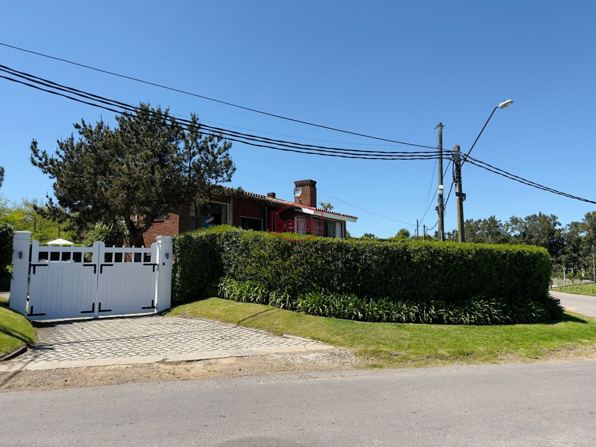 Casa ID.165968 - alquiler de casa con Piscina y vista al mar