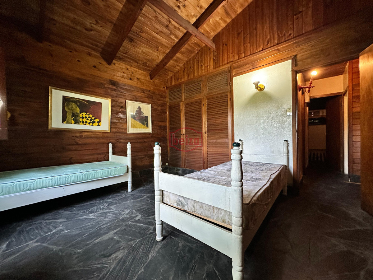 Casa ID.166598/Casa-en-venta-en-PUNTA-DEL-ESTE-zona-PINARES - Corazon de San Rafael, excelente ubicacion