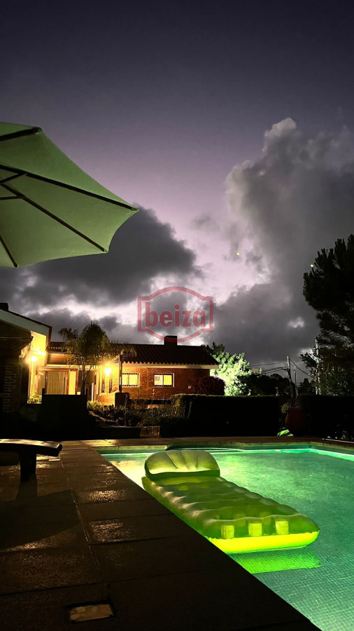 Casa ID.165968 - alquiler de casa con Piscina y vista al mar