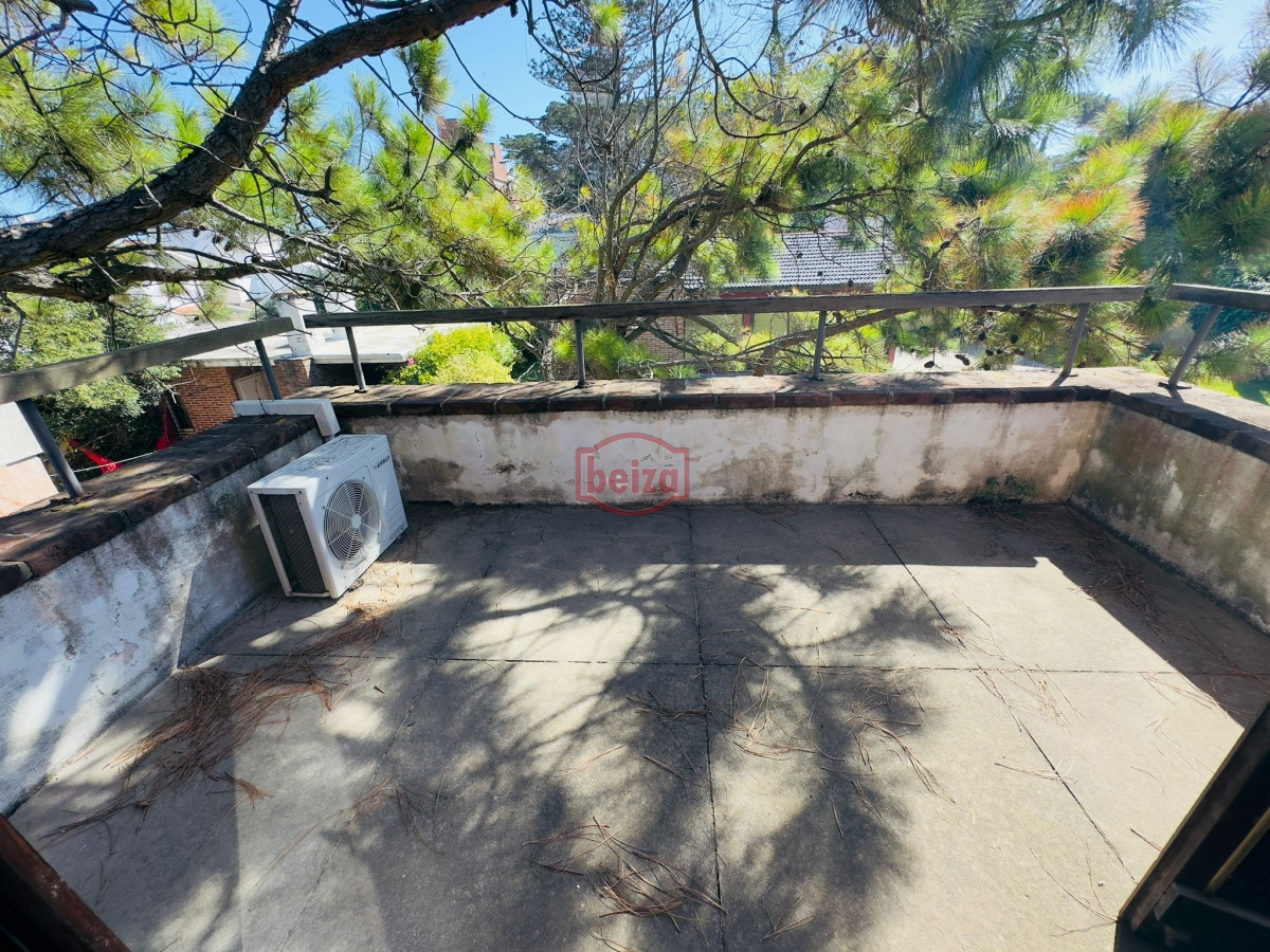 Casa ID.166094 - Casa de 4 dormitorios en venta en Punta del Este