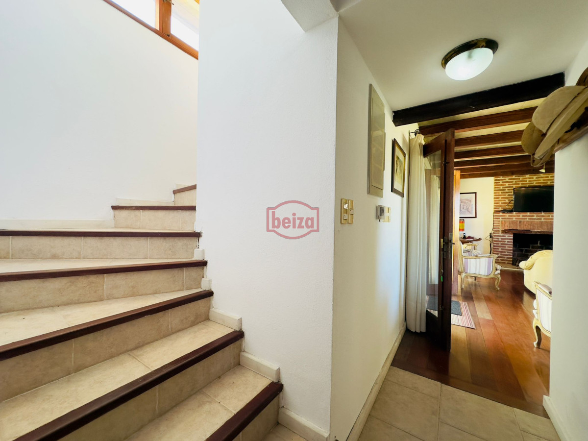 Casa ID.166094 - Casa de 4 dormitorios en venta en Punta del Este