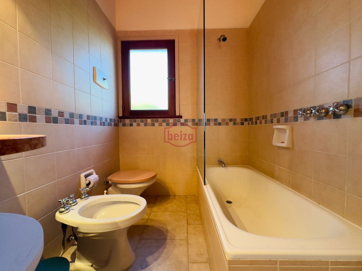 Casa ID.166094 - Casa de 4 dormitorios en venta en Punta del Este